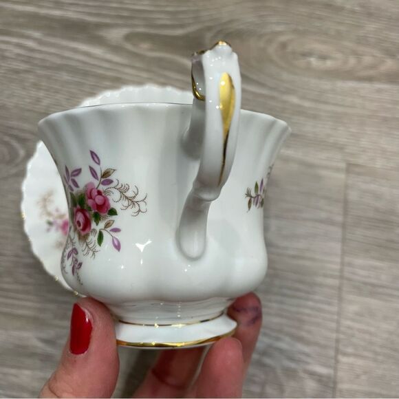 Royal Albert Lavender Rose Teacup Set Pink Roses Afternoon Tea Collectible - Picture 5 of 10